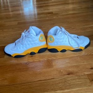 AIR JORDAN 13